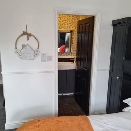 Virginia Cottage Guest House Bowness-on-Windermere Bagian luar foto