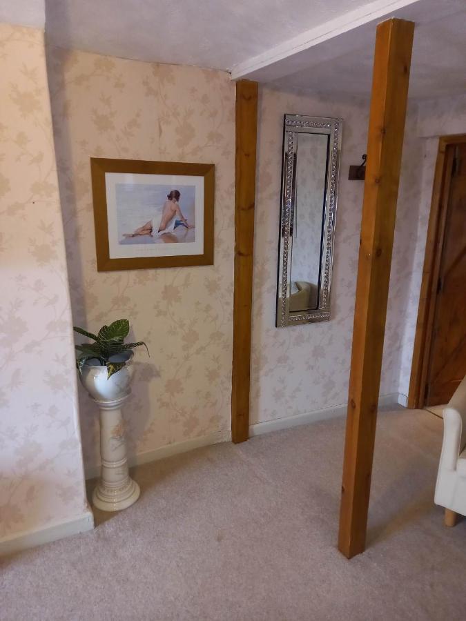 Virginia Cottage Guest House Bowness-on-Windermere Bagian luar foto