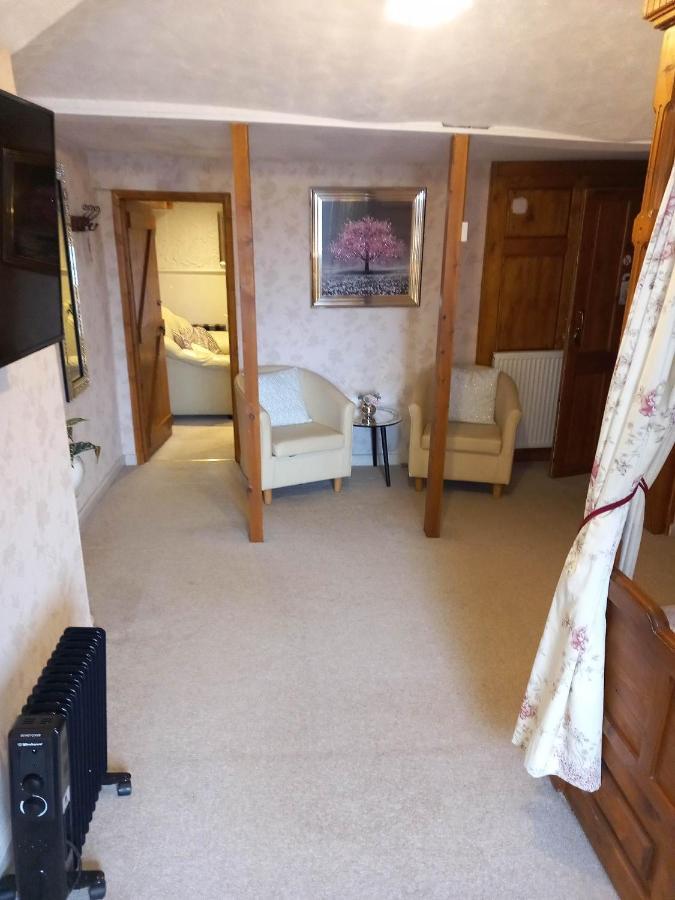 Virginia Cottage Guest House Bowness-on-Windermere Bagian luar foto