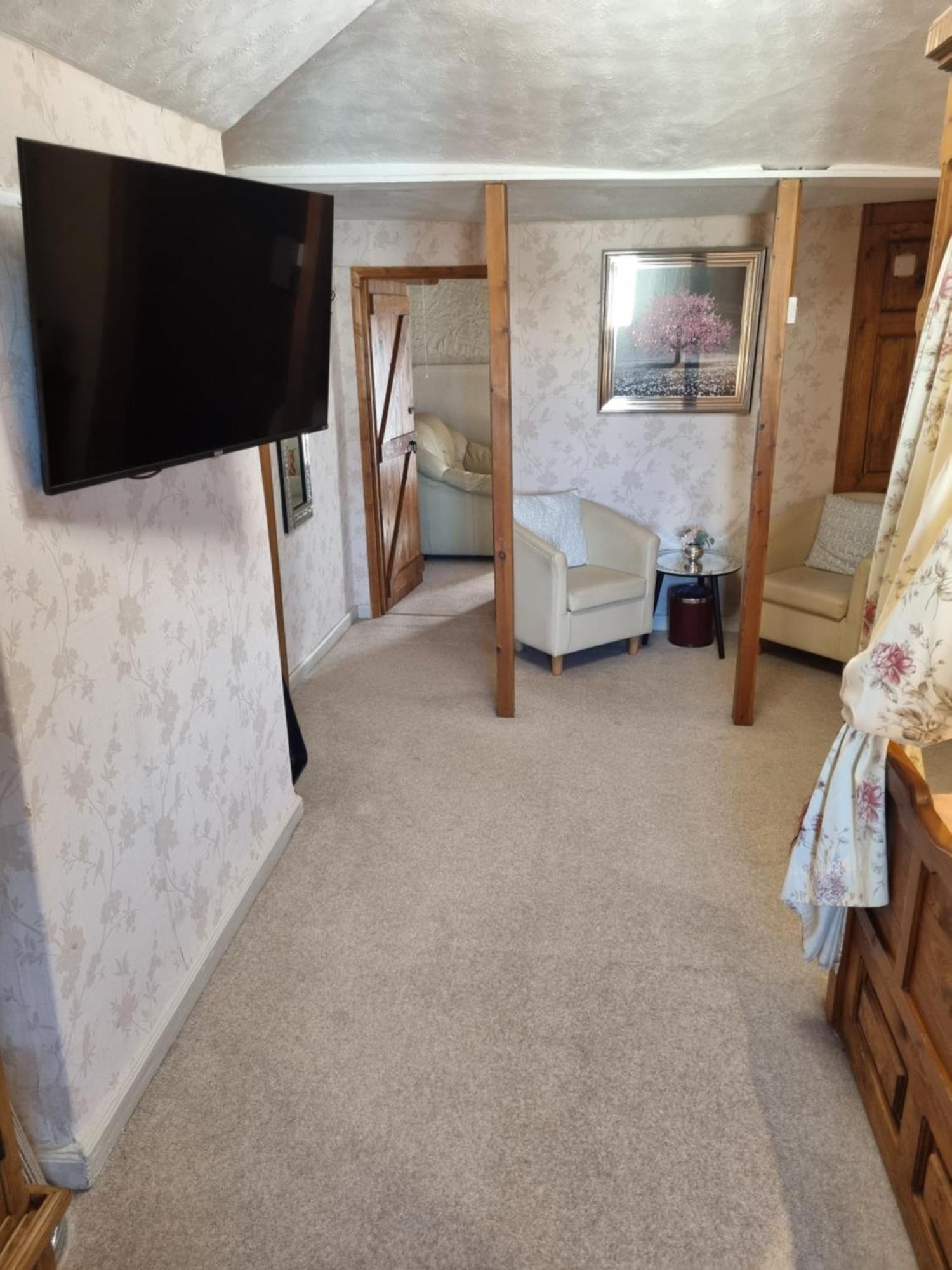 Virginia Cottage Guest House Bowness-on-Windermere Bagian luar foto