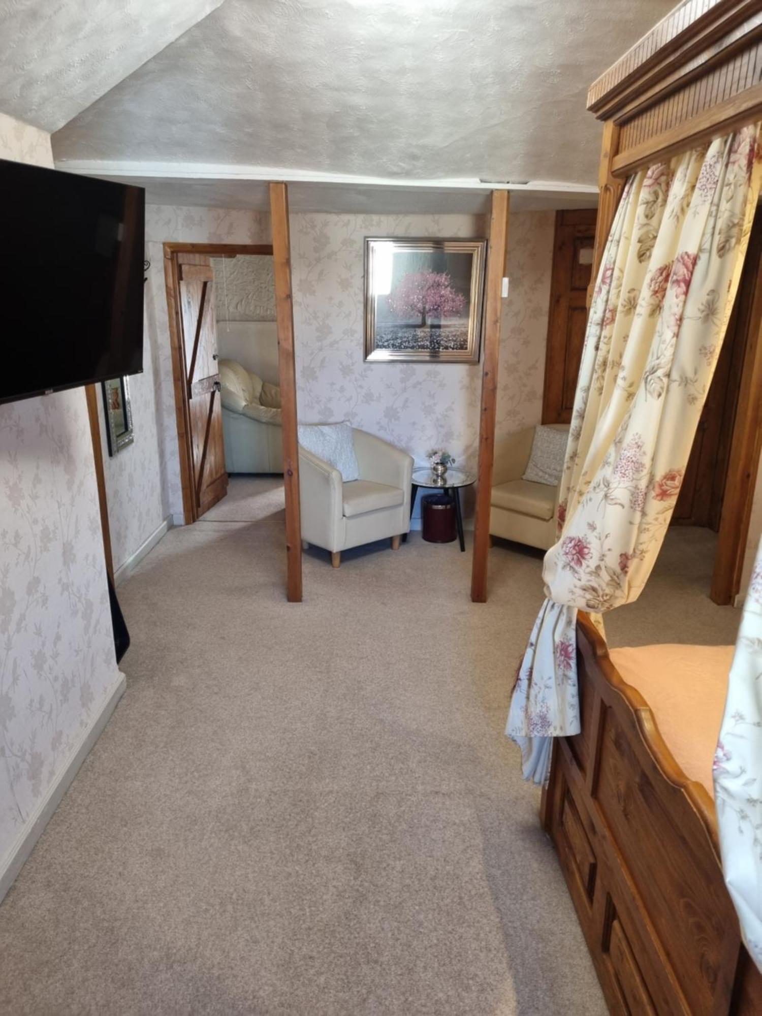 Virginia Cottage Guest House Bowness-on-Windermere Bagian luar foto