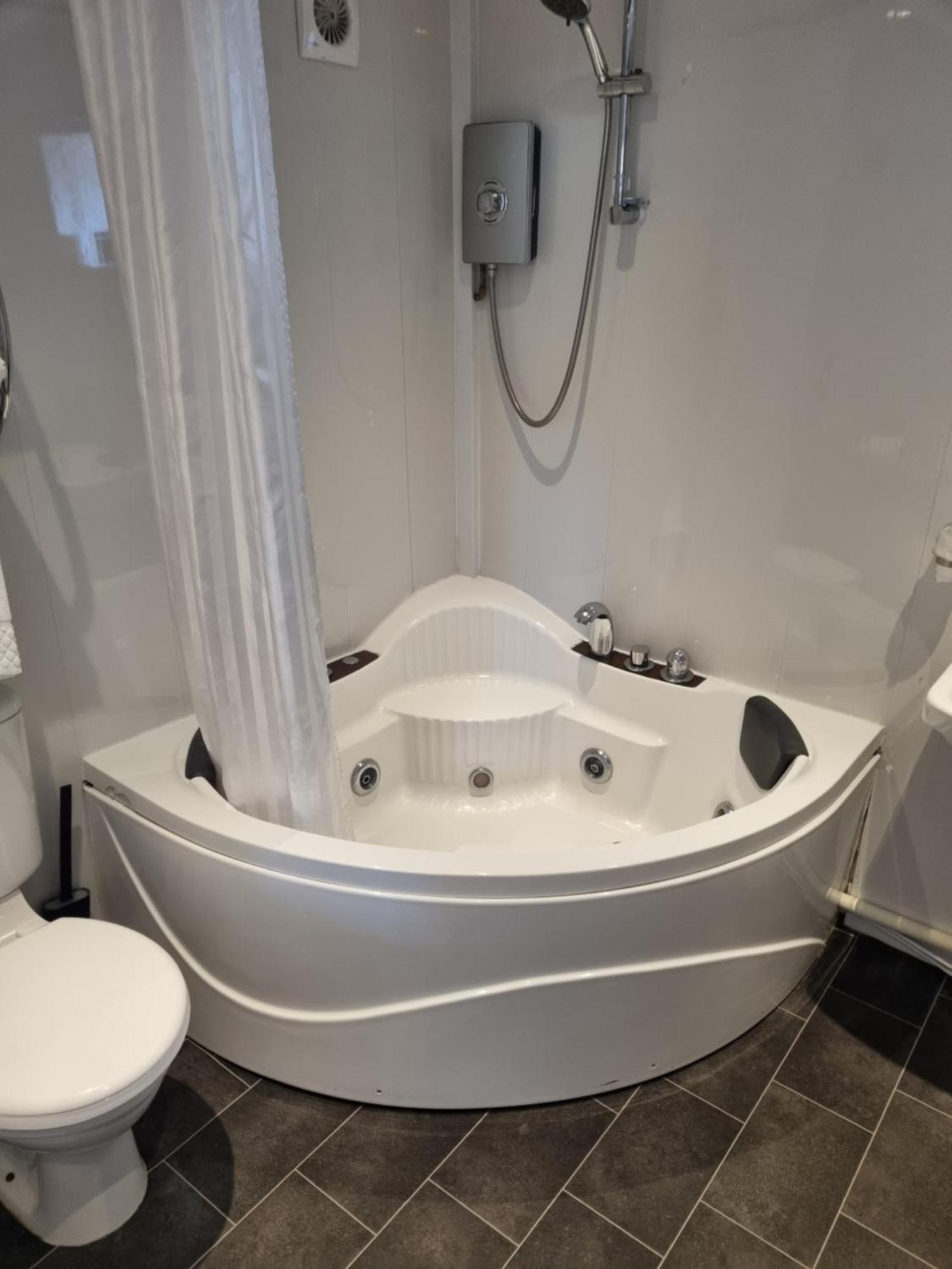 Virginia Cottage Guest House Bowness-on-Windermere Bagian luar foto