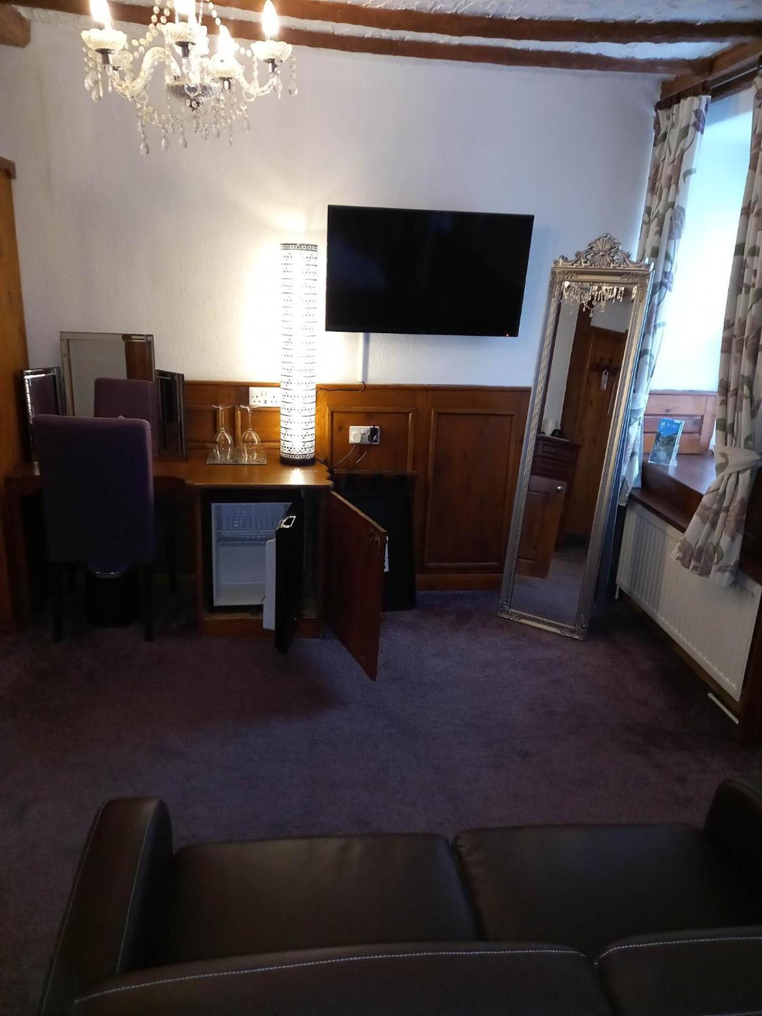 Virginia Cottage Guest House Bowness-on-Windermere Bagian luar foto